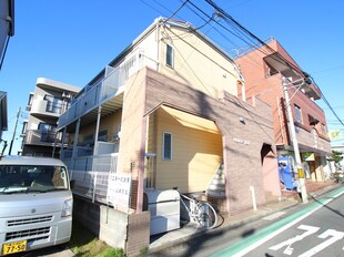 パレス三ツ沢上町の物件外観写真